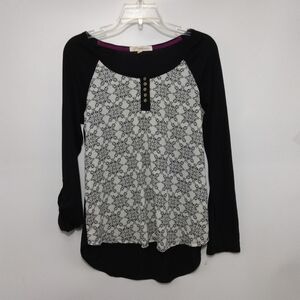 REWIND ROLL TAB LONG SLEEVED PRINTED TOP SIZE MEDIUM
